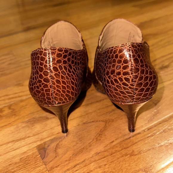 Tory Burch Georgina Croco Embossed Leather Boots 7 1/2 - Picture 4 of 17